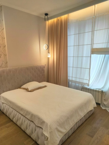 Купить квартиру в Москве. Вариант № 8173133, 28, площадь -  квм, цена 44900000 рублей