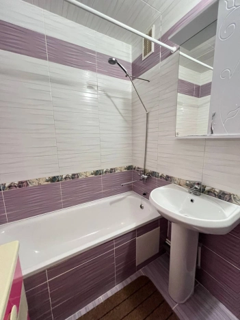 Купить трехкомнатную квартиру в Керчи. Вариант № 35836, 1, площадь - квм, цена 8700000 рублей