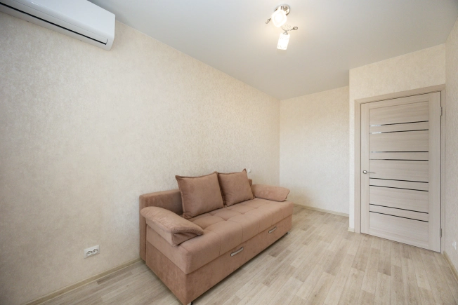 Купить однокомнатную квартиру в Амурской области. Вариант № 7243758, 9, площадь -  квм, цена 8500000 рублей