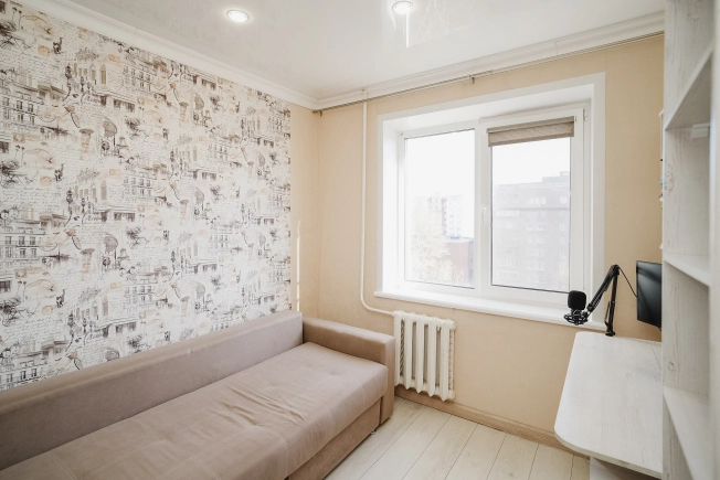 Купить четырехкомнатную квартиру в Омске. Вариант № 7800016, 15, площадь -  квм, цена 10200000 рублей