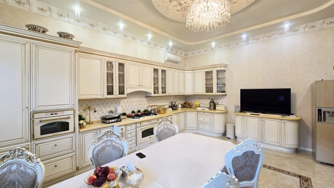 Купить дом в Москве. Вариант № 9981807, 1, площадь -  квм, цена 62880000 рублей