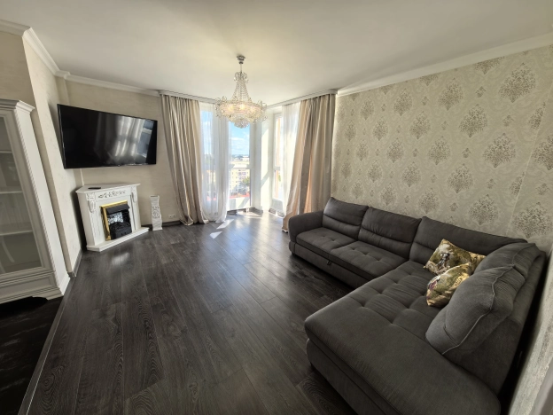 Снять квартиру в Калининграде. Вариант № 9489382, 8, площадь -  квм, цена 59000 рублей