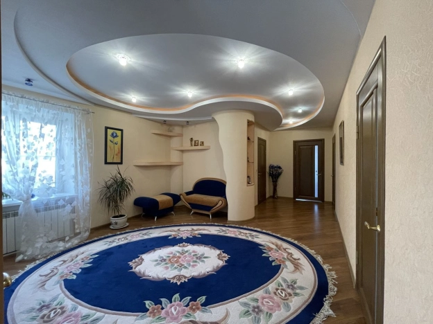 Купить дом на улице Комсомольская в Ивановской области. Вариант № 4842405, 18, площадь -  квм, цена 20000000 рублей