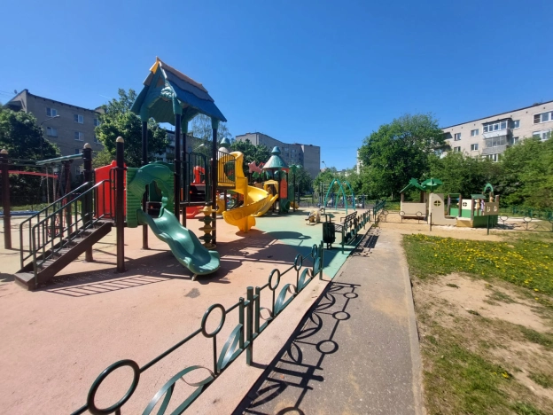 Купить трехкомнатную квартиру в Пушкине. Вариант № 7000, 17, площадь -  квм, цена 6000000 рублей