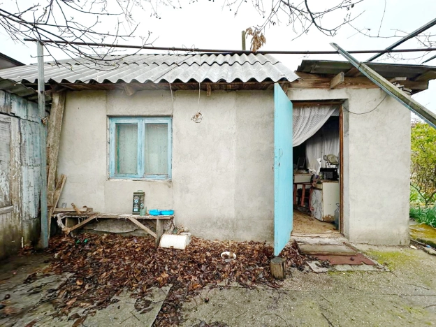 Купить земельный участок в Республике Крым. Вариант № 52830, 2, площадь -  квм, цена 3400000 рублей