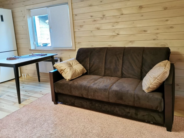 Купить дом на улице Колхозная в Алтайском крае. Вариант № 16155, 29, площадь -  квм, цена 32990000 рублей