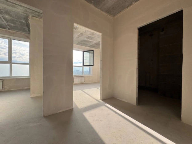 Купить трехкомнатную квартиру в Ростовской области. Вариант № 7609163, 4, площадь -  квм, цена 7100000 рублей