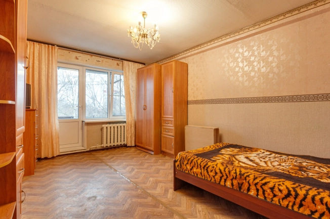 Купить квартиру на вторичке в Вологде. Вариант № 10928700, 1, площадь - квм, цена 4650000 рублей