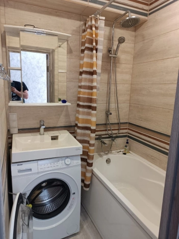 Купить двухкомнатную квартиру в Микрорайоне Оптика, Керчь в Керчи. Вариант № 7172, 3, площадь -  квм, цена 5550000 рублей