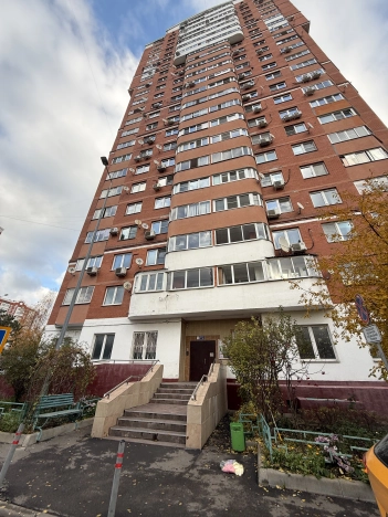 Купить квартиру в Москве. Вариант № 8600952, 15, площадь -  квм, цена 18100000 рублей