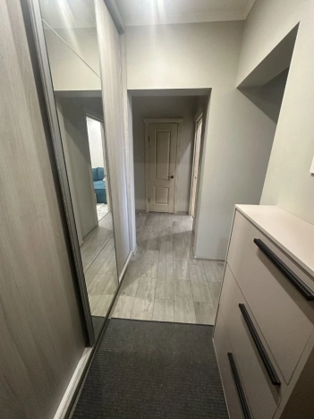 Купить двухкомнатную квартиру в Одинцове. Вариант № 8222631, 5, площадь -  квм, цена 13500000 рублей