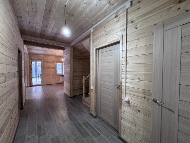 . Вариант № 21489, 16, площадь - 156.4 квм, цена 7800000 рублей