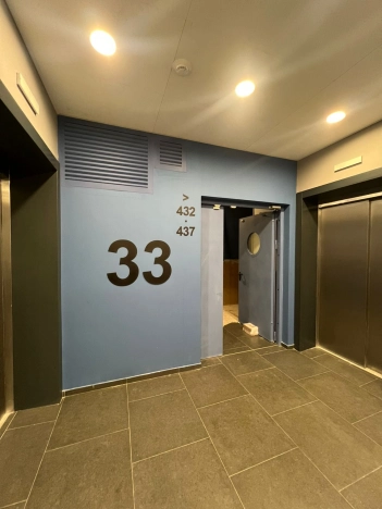 Купить квартиру в Москве. Вариант № 8425498, 7, площадь -  квм, цена 30000000 рублей