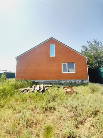 Купить дом в Элисте. Вариант № 22758, 6, площадь -  квм, цена 8000000 рублей