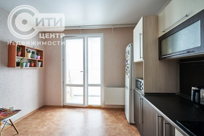 Купить двухкомнатную квартиру на вторичке в районе Коминтерновский в Воронеже. Вариант № 18966, 5, площадь -  квм, цена 6490000 рублей