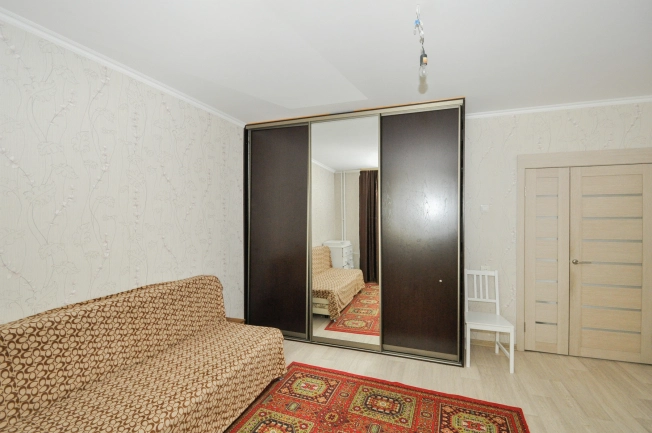 Купить квартиру на улице Дмитрия Шмонина в Новосибирске. Вариант № 39005, 14, площадь -  квм, цена 7000000 рублей