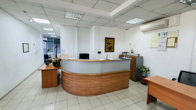 Снять коммерческую недвижимость в Новосибирске. Вариант № 27086, 5, площадь -  квм, цена 270000 рублей