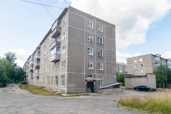 Купить торговые помещения в Кондопоге. Вариант № 1497578, 36, площадь -  квм, цена 5999000 рублей