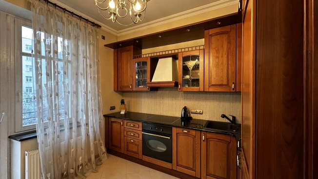 Купить квартиру в Москве. Вариант № 10619257, 20, площадь -  квм, цена 110000000 рублей