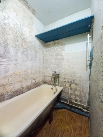 Купить трехкомнатную квартиру в Ивановской области. Вариант № 5501809, 14, площадь -  квм, цена 1800000 рублей