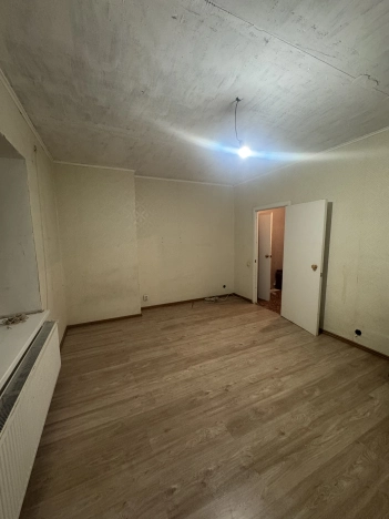 Купить однокомнатную квартиру на вторичке в Ростовской области. Вариант № 25095, 7, площадь -  квм, цена 3399000 рублей