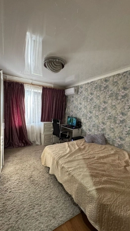 Купить трехкомнатную квартиру в Микрорайоне 8-й, Элиста в Элисте. Вариант № 2887815, 12, площадь -  квм, цена 5350000 рублей