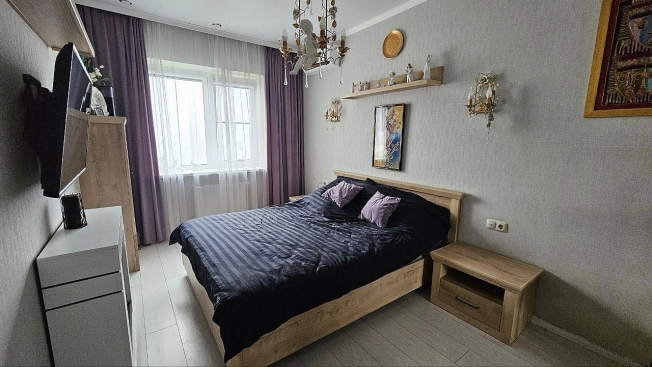 Купить однокомнатную квартиру в Ростовской области. Вариант № 10026293, 0, площадь -  квм, цена 5950000 рублей