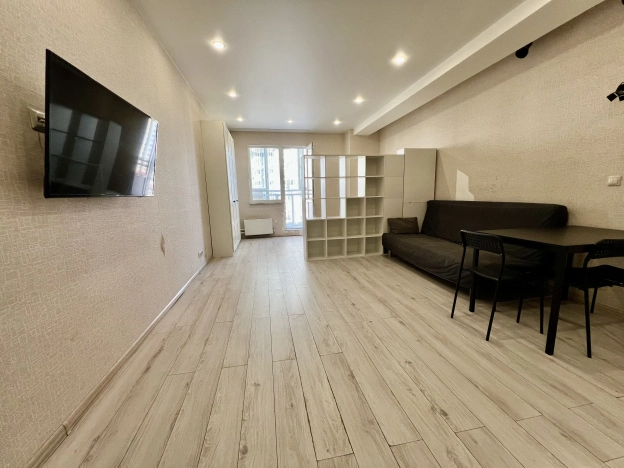 Купить Студию на вторичке на улице Сургутский проезд в Московской области. Вариант № 2075697, 16, площадь - квм, цена 6250000 рублей