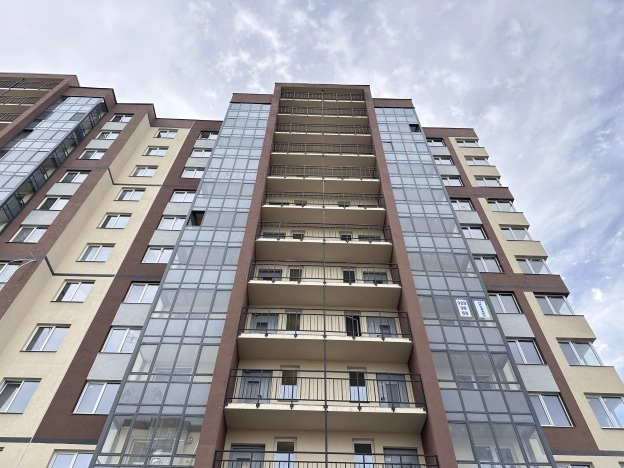 Купить однокомнатную квартиру на улице Плесецкая в Санкт-Петербурге. Вариант № 5509834, 3, площадь -  квм, цена 5400000 рублей