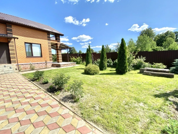 Купить дом в Курской области. Вариант № 57179, 35, площадь -  квм, цена 9100000 рублей