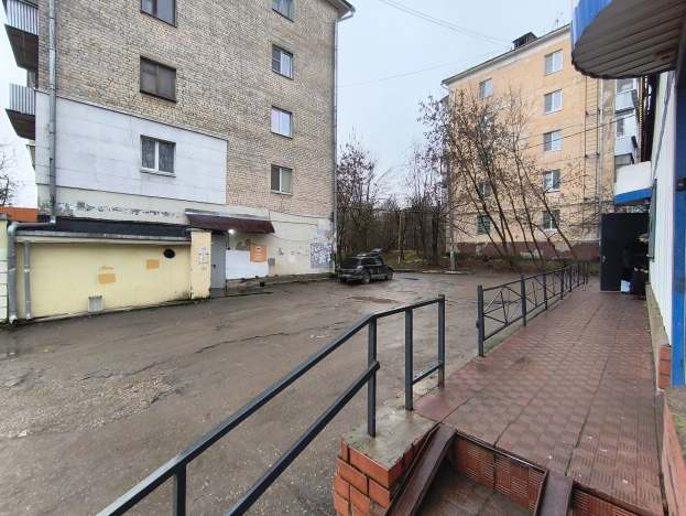 Снять коммерческую недвижимость в Калуге. Вариант № 10287084, 15, площадь - квм, цена 125000 рублей