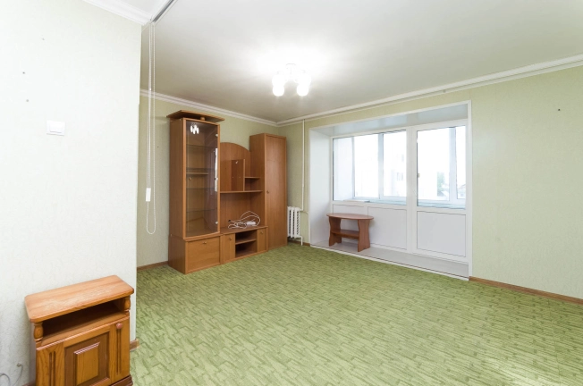 Купить однокомнатную квартиру в Микрорайоне 3-й, Тобольск в Тобольске. Вариант № 35946, 2, площадь -  квм, цена 3500000 рублей