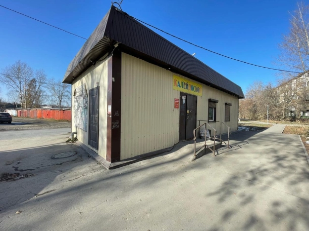 Купить торговые помещения в Искитиме. Вариант № 7995979, 0, площадь -  квм, цена 3500000 рублей