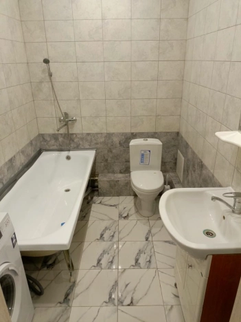 Снять квартиру в Тобольске. Вариант № 9499891, 6, площадь -  квм, цена 40000 рублей