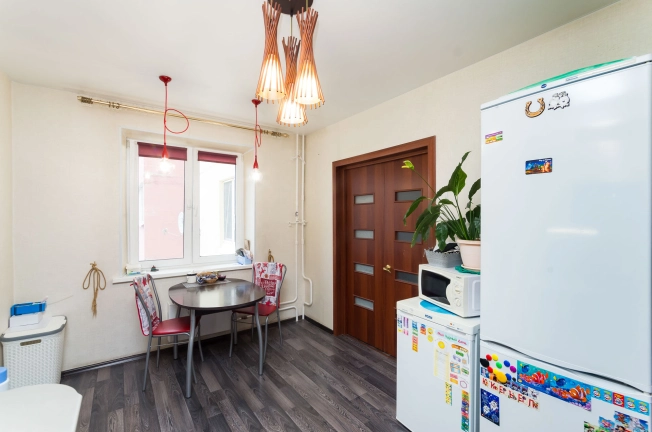 . Вариант № 9956, 11, площадь - 90 квм, цена 8000000 рублей