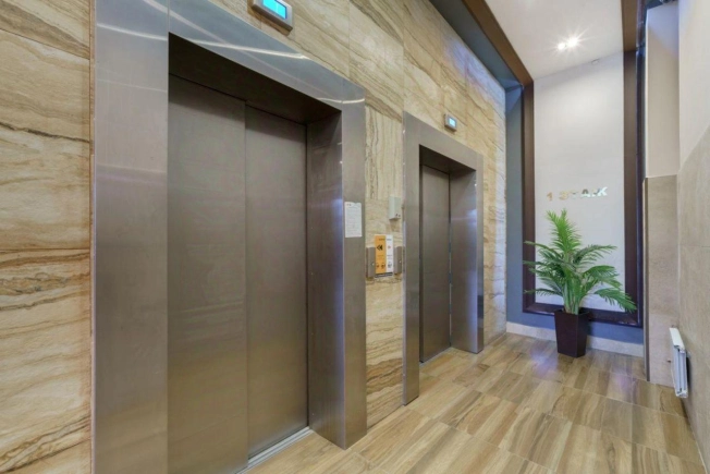 Купить квартиру в Москве. Вариант № 10004966, 3, площадь -  квм, цена 46400000 рублей