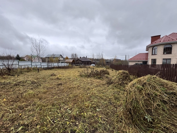 Купить земельный участок в Москве. Вариант № 8410345, 3, площадь -  квм, цена 8300000 рублей