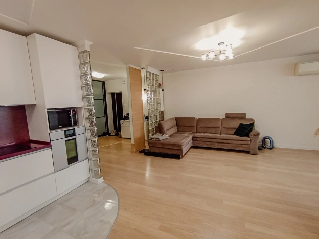 . Вариант № 3670, 9, площадь - 130 квм, цена 13900000 рублей