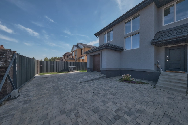 Купить дом на улице Песоченский переулок в Рязани. Вариант № 5256209, 29, площадь -  квм, цена 25500000 рублей