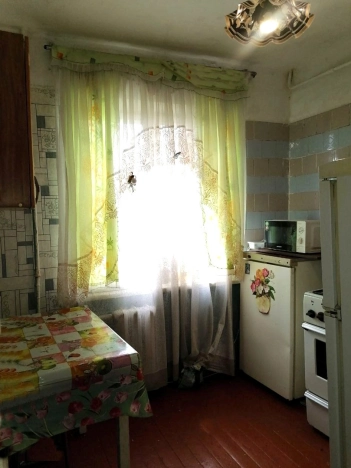 Купить двухкомнатную квартиру на улице Шестакова в Калужской области. Вариант № 8120565, 4, площадь - квм, цена 2000000 рублей