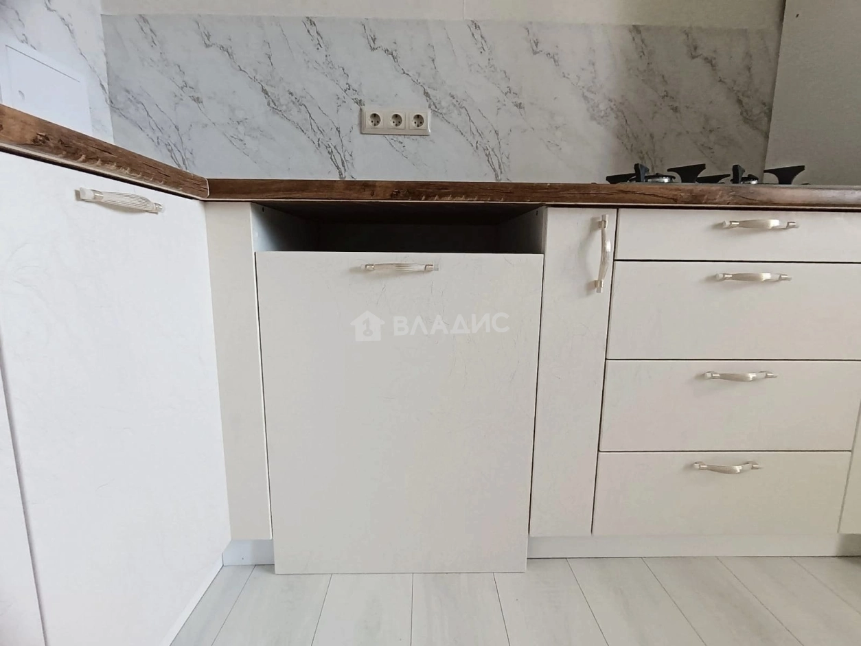 Photo https://36000382-a1c2-4a8a-a109-3fc3bfc73cf7.selcdn.net/App/Entity/ObjectRealty/ObjectRealty/YH/9d00396a-9391-4d0c-8bf9-773f708d1f5f/HBfyqZ4q8OpE8ZhMubRZfAH0m4DMtGxExUMkehoa.jpg.compressed.webp