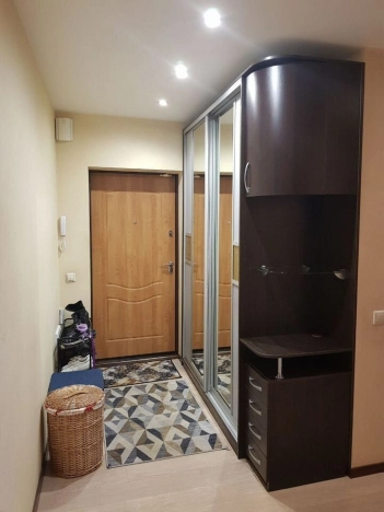 Купить двухкомнатную квартиру на улице Линейная в Новосибирской области. Вариант № 9304074, 18, площадь -  квм, цена 8000000 рублей