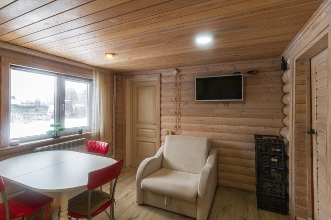 Купить дом в Омске. Вариант № 18181, 1, площадь -  квм, цена 4900000 рублей