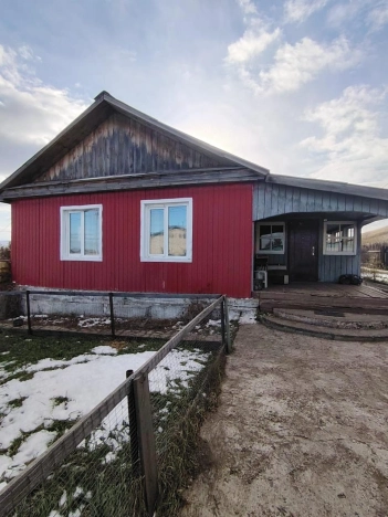 Купить дом на улице Административная в Иркутской области. Вариант № 8373396, 3, площадь -  квм, цена 3999000 рублей