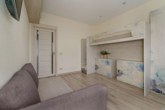 Купить квартиру в Москве. Вариант № 10004966, 22, площадь -  квм, цена 46400000 рублей