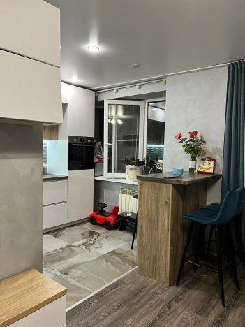 Купить квартиру на улице Туркменская в Волгограде. Вариант № 6967945, 5, площадь -  квм, цена 6450000 рублей