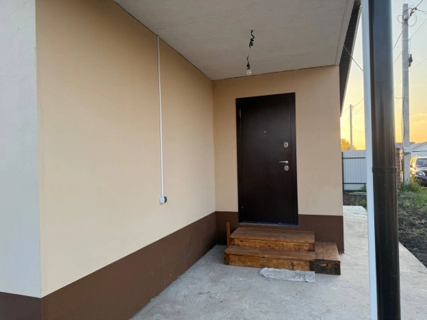 Купить дом на улице Луговская в Бердске. Вариант № 4882710, 4, площадь -  квм, цена 9500000 рублей