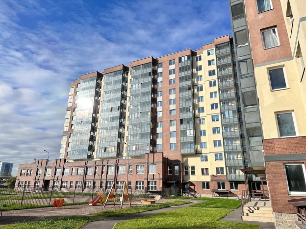 Купить однокомнатную квартиру на улице Плесецкая в Санкт-Петербурге. Вариант № 6165539, 15, площадь -  квм, цена 6400000 рублей