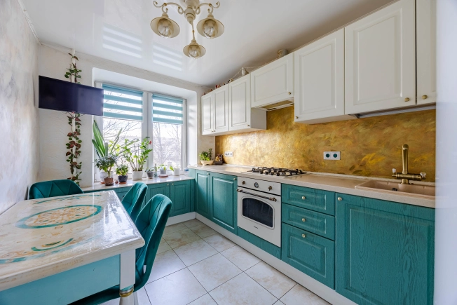 Купить однокомнатную квартиру в районе Московский в Санкт-Петербурге. Вариант № 28018, 0, площадь -  квм, цена 7250000 рублей