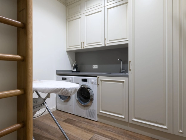 Купить квартиру в Москве. Вариант № 10443759, 14, площадь -  квм, цена 275000000 рублей